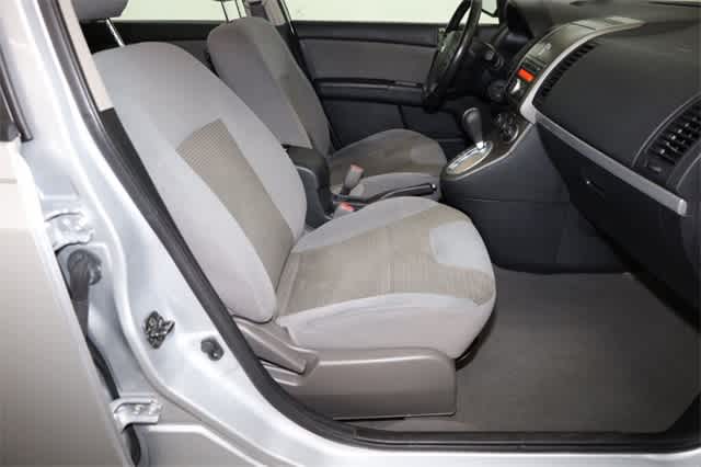 Thumbnail: 2012 Nissan Sentra - 20
