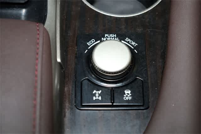 Thumbnail: 2017 Lexus RX - 39