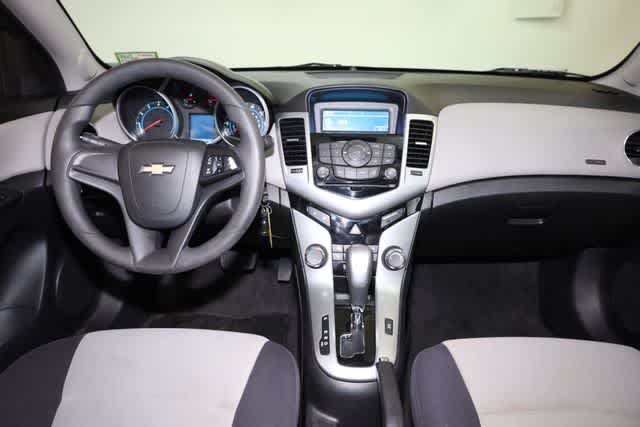 Thumbnail: 2014 Chevrolet Cruze - 20