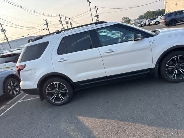Thumbnail: 2014 Ford Explorer - 15