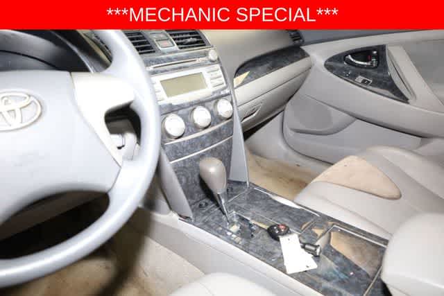 Thumbnail: 2010 Toyota Camry - 16