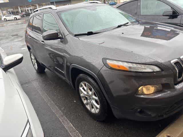 Thumbnail: 2015 Jeep Cherokee - 17