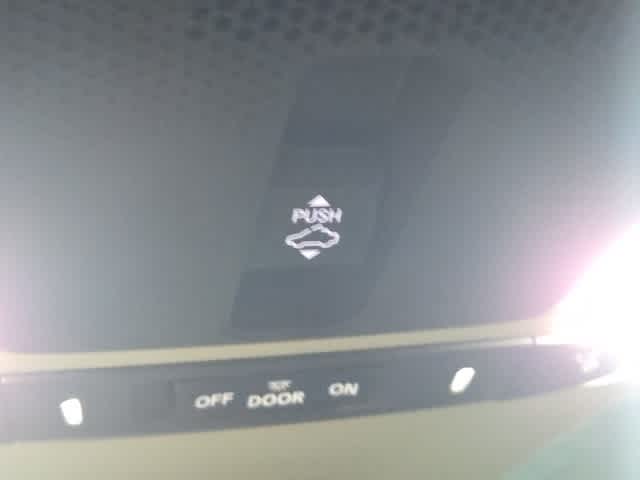 Thumbnail: 2023 Honda CR-V - 24