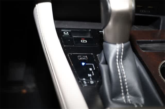 Thumbnail: 2020 Lexus RX - 35