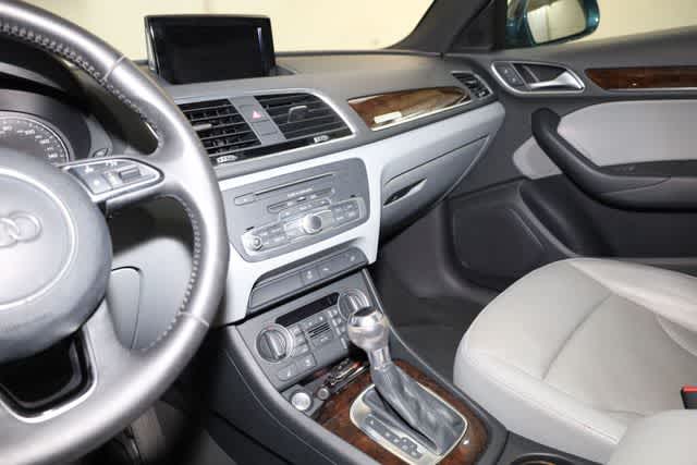 Thumbnail: 2016 Audi Q3 - 23