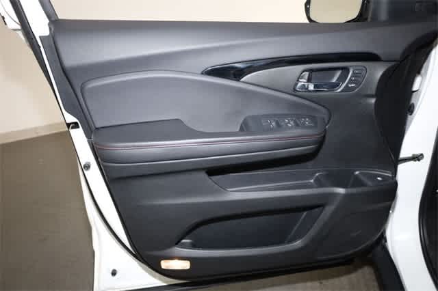 Thumbnail: 2023 Honda Ridgeline - 13