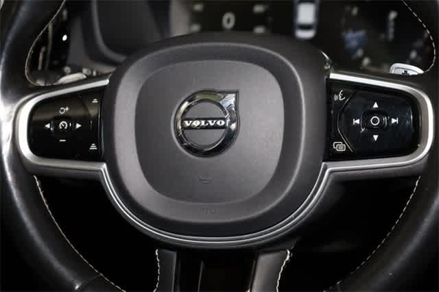 Thumbnail: 2019 Volvo S60 - 36