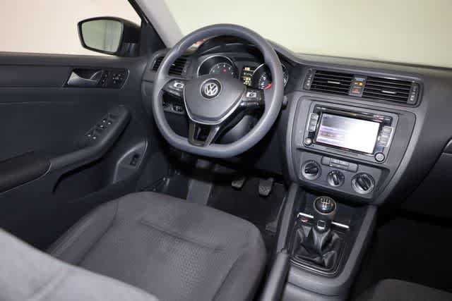 Thumbnail: 2015 Volkswagen Jetta - 21