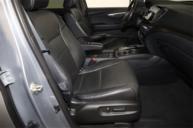 Thumbnail: 2019 Honda Passport - 20