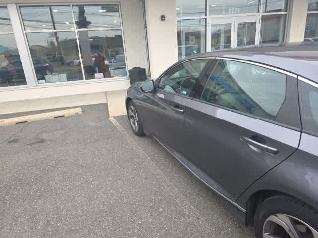 Thumbnail: 2018 Honda Accord - 8