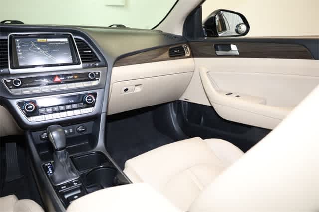 2018 Hyundai Sonata Limited 18