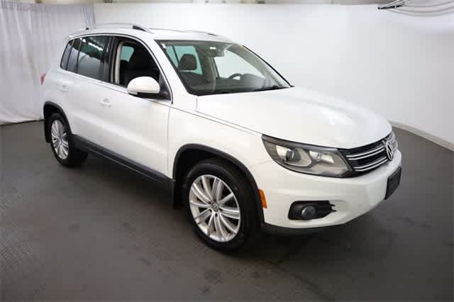 Thumbnail: 2016 Volkswagen Tiguan - 10