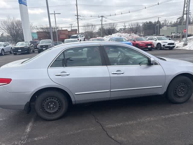 Thumbnail: 2004 Honda Accord - 11