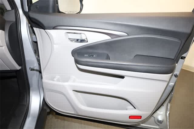 Thumbnail: 2022 Honda Pilot - 23