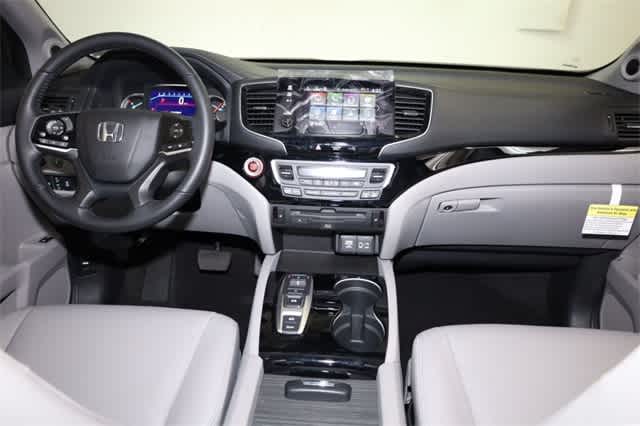 Thumbnail: 2022 Honda Pilot - 17