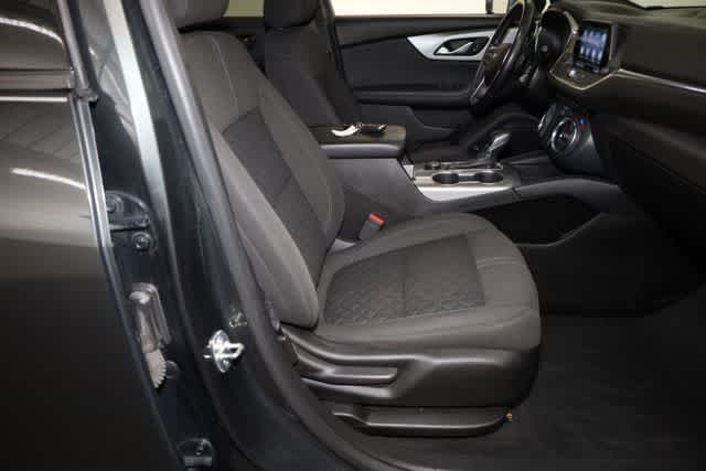 Thumbnail: 2019 Chevrolet Blazer - 35