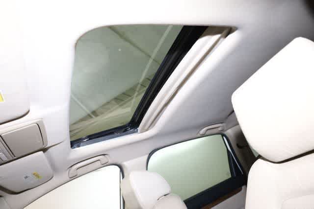 Thumbnail: 2017 Honda CR-V - 27