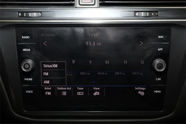 Thumbnail: 2019 Volkswagen Tiguan - 30