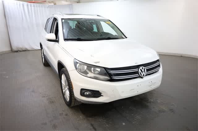 Thumbnail: 2012 Volkswagen Tiguan - 11