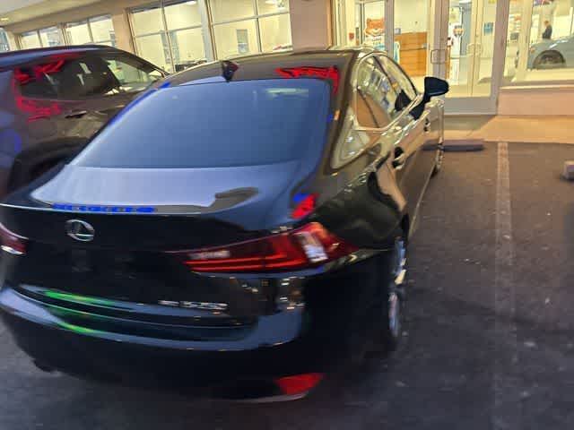 Thumbnail: 2014 Lexus IS - 12