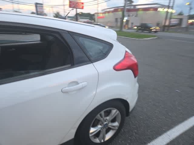 Thumbnail: 2014 Ford Focus - 4