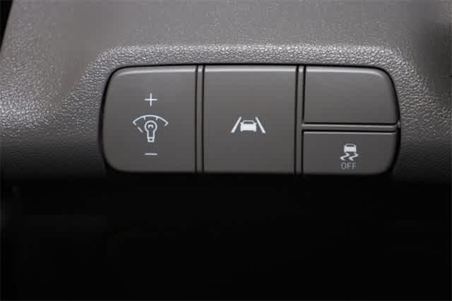 Thumbnail: 2021 Hyundai Elantra - 26