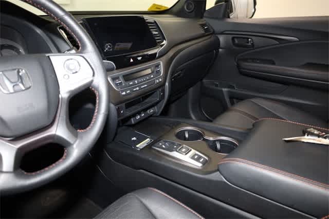 Thumbnail: 2024 Honda Passport - 23