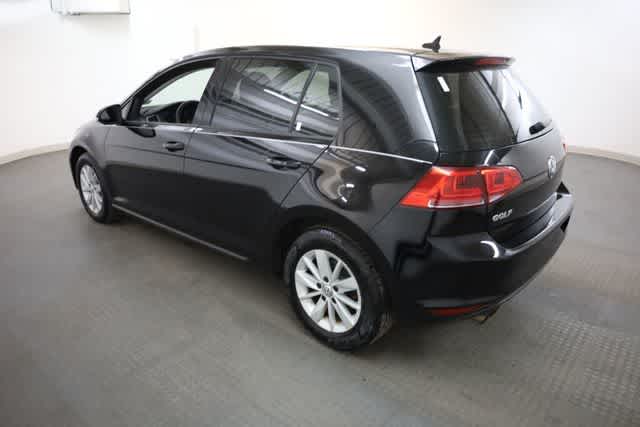 Thumbnail: 2016 Volkswagen Golf - 4