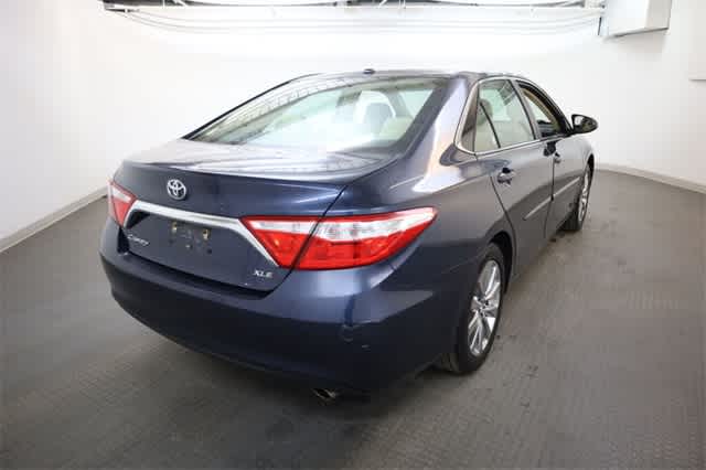 Thumbnail: 2017 Toyota Camry - 7