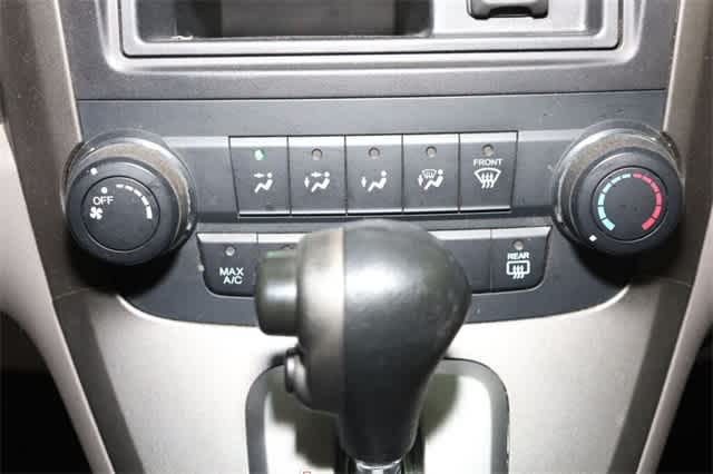 2010 Honda CR-V LX 27