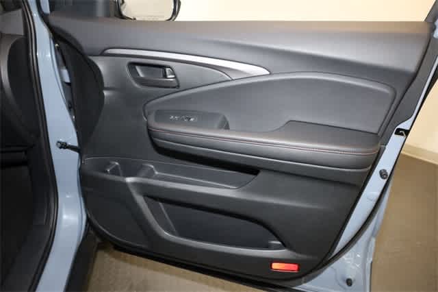 Thumbnail: 2023 Honda Passport - 22