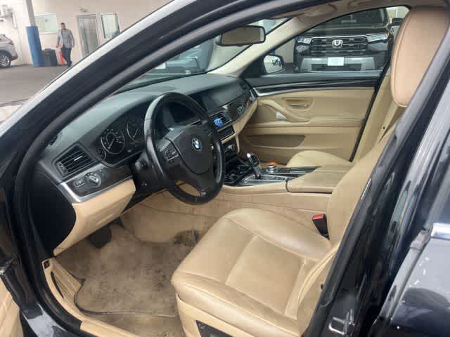 Thumbnail: 2011 BMW 5 Series - 40