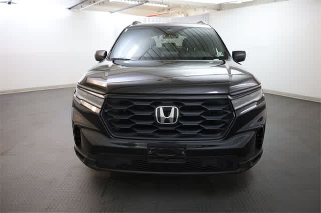 Thumbnail: 2023 Honda Pilot - 12