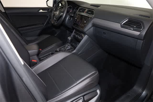 Thumbnail: 2021 Volkswagen Tiguan - 19