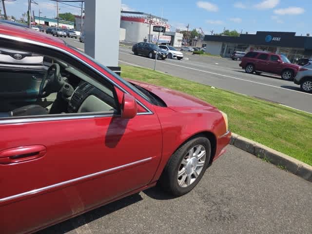 Thumbnail: 2008 Cadillac DTS - 14