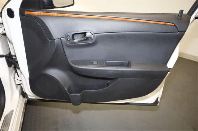2012 Chevrolet Malibu LT 22