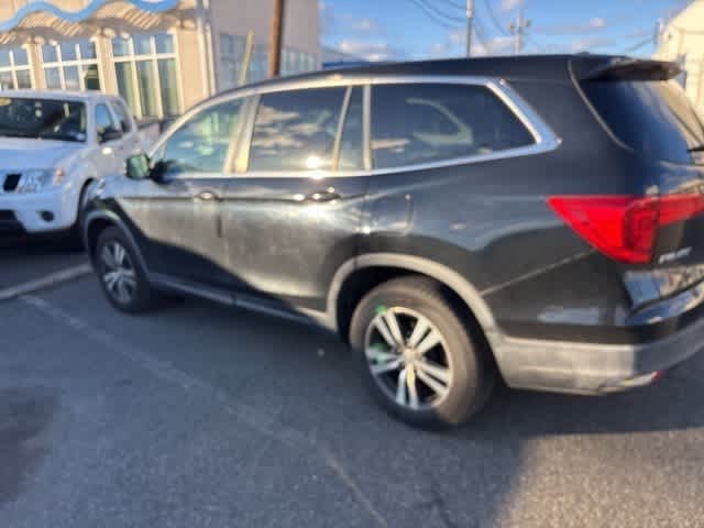 Thumbnail: 2016 Honda Pilot - 8