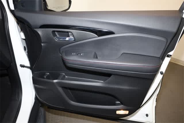 Thumbnail: 2021 Honda Pilot - 22