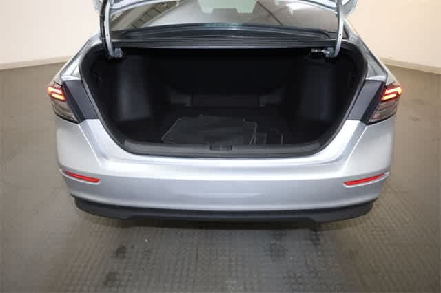 Thumbnail: 2024 Honda Accord - 32