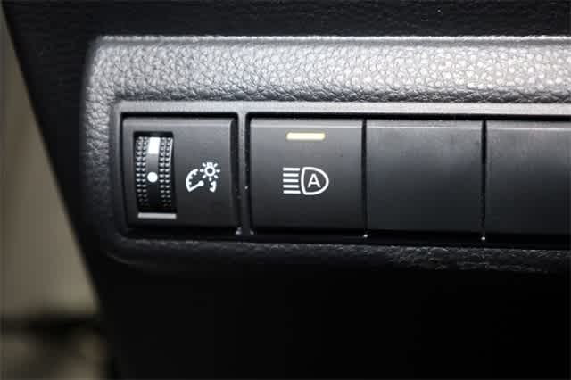 Thumbnail: 2024 Toyota Corolla - 26