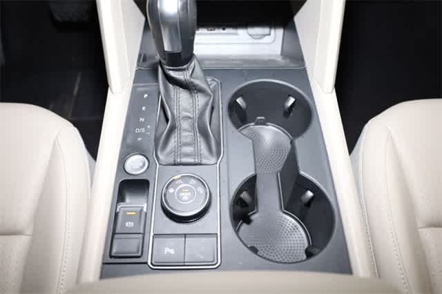 Thumbnail: 2021 Volkswagen Atlas - 32