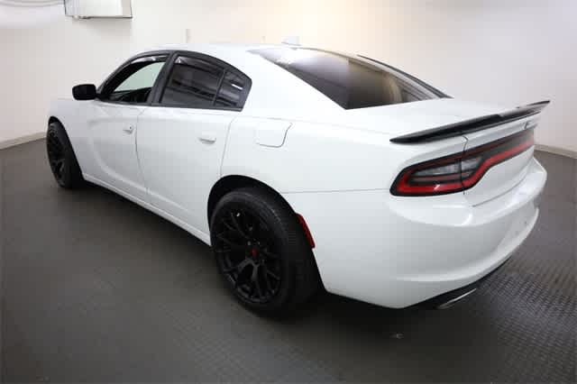 Thumbnail: 2017 Dodge Charger - 4