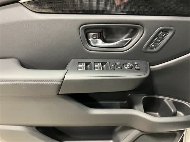 Thumbnail: 2025 Honda Pilot - 16