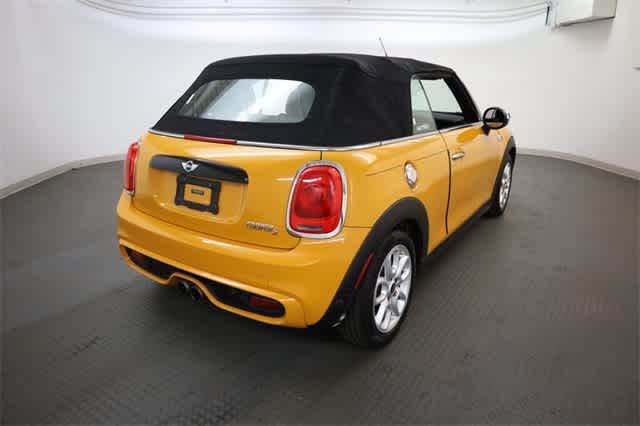Thumbnail: 2018 MINI Cooper Convertible - 7