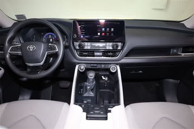 Thumbnail: 2025 Toyota Grand Highlander - 17