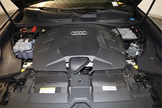 2022 Audi Q8 Premium 37