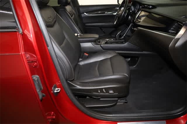 Thumbnail: 2022 Cadillac XT6 - 20