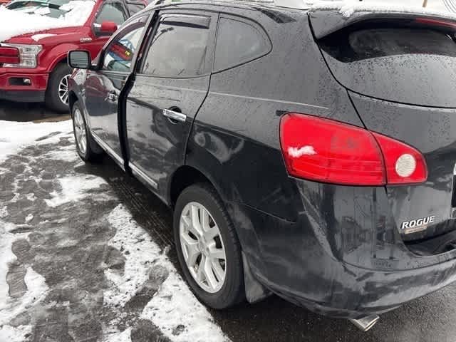 Thumbnail: 2013 Nissan Rogue - 6