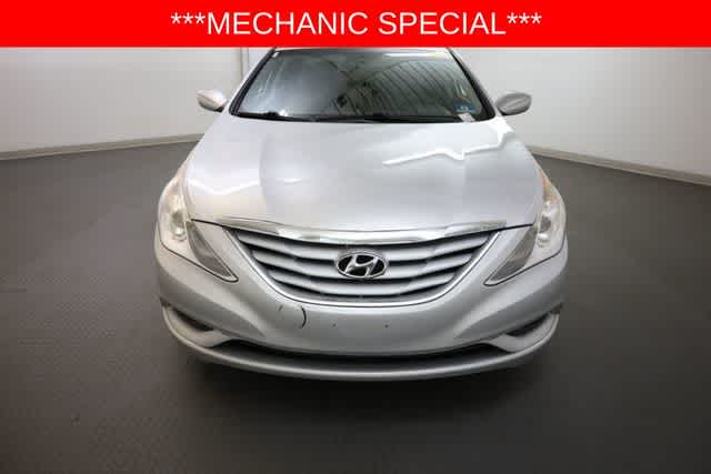 Thumbnail: 2013 Hyundai Sonata - 12