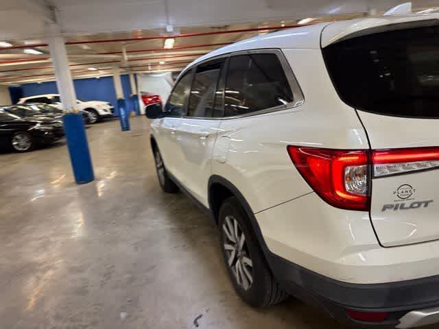 Thumbnail: 2019 Honda Pilot - 9